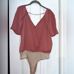 COPY - ASTR blush puff sleeve bodysuit